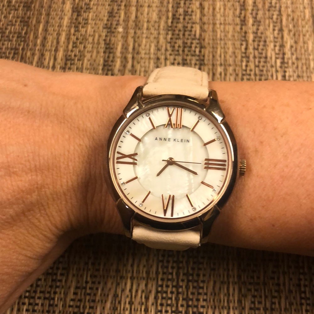Anne Klein watch with swarskoi crystals